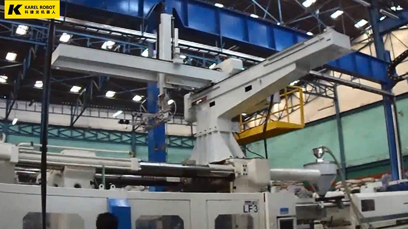 DK三軸伺服取實板周轉箱